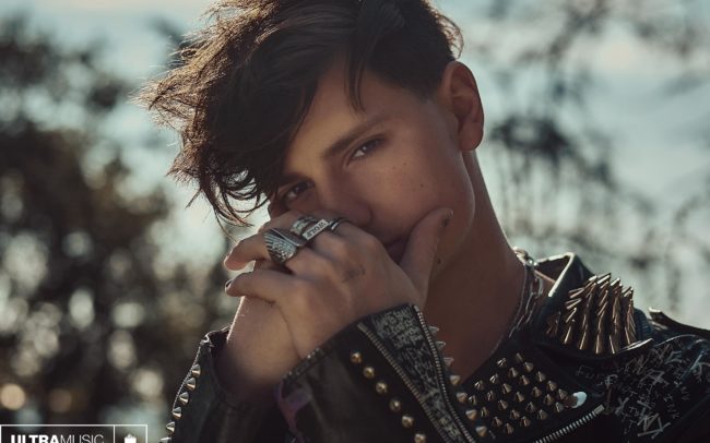 Musician Bio, Artist Branding, Professional Communication, Crafting a Musician Bio, Hiring an Album Cover Photographer, Electronic Press Kit, Digital Media Kit, Musician's Portfolio, Band's Digital Profile, Music Artist's Online Presence, Creating an Effective Electronic Press Kit, Benefits of Having an Electronic Press Kit for Musicians, Album Cover Photographers, sergio garcia photography, commercial fashion photography, fashion beauty photographer, luxury fashion photography, high fashion photographers in los angeles, la fashion photographers, best commercial photography, portrait photography, photography studio, photographers near me, LA fashion photographers, commercial photographers los angeles, advertising photographers los angeles, entertainment photographers, hollywood, hollywood studios, PR photographers, LA photographers