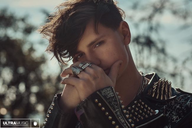 Musician Bio, Artist Branding, Professional Communication, Crafting a Musician Bio, Hiring an Album Cover Photographer, Electronic Press Kit, Digital Media Kit, Musician's Portfolio, Band's Digital Profile, Music Artist's Online Presence, Creating an Effective Electronic Press Kit, Benefits of Having an Electronic Press Kit for Musicians, Album Cover Photographers, sergio garcia photography, commercial fashion photography, fashion beauty photographer, luxury fashion photography, high fashion photographers in los angeles, la fashion photographers, best commercial photography, portrait photography, photography studio, photographers near me, LA fashion photographers, commercial photographers los angeles, advertising photographers los angeles, entertainment photographers, hollywood, hollywood studios, PR photographers, LA photographers