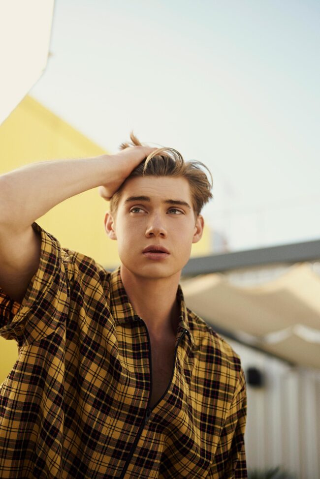 Chicago model photographer capturing a runway look, Professional model photoshoot with a renowned Chicago photographer, Fashion portfolio shoot by top Chicago model photographers, Up-and-coming model posing for a Chicago fashion photographer, Elegant and creative model photography in Chicago's urban landscape, High-fashion model shoot by a leading Chicago photographer, Chicago model photographers working on a stylish editorial, Fresh face model captured by a skilled Chicago fashion photographer, Model showcasing chic streetwear in a Chicago photography session, Bold and dynamic model portfolio images by Chicago photographers