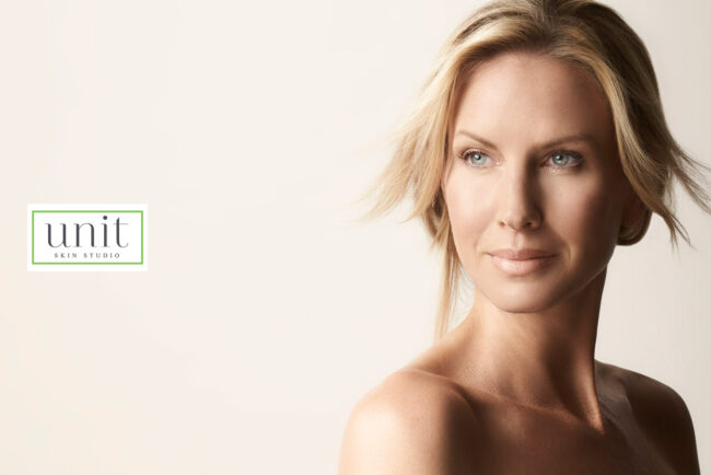 Commercial photographer in Los Angeles shooting a brand campaign, Los Angeles commercial photographer at a product photoshoot, Professional commercial photography in action in Los Angeles, Capturing dynamic brand images with a commercial photographer in LA, High-end commercial photography for advertising in Los Angeles, Creative commercial photographer in Los Angeles focusing on brand storytelling, Commercial photographer in LA setting up for a corporate shoot, Los Angeles's commercial photography scene with a professional photographer, Engaging commercial images taken in Los Angeles, Commercial photographer in Los Angeles specializing in business marketing visuals