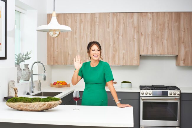 Commercial photographer in Los Angeles shooting a brand campaign, Los Angeles commercial photographer at a product photoshoot, Professional commercial photography in action in Los Angeles, Capturing dynamic brand images with a commercial photographer in LA, High-end commercial photography for advertising in Los Angeles, Creative commercial photographer in Los Angeles focusing on brand storytelling, Commercial photographer in LA setting up for a corporate shoot, Los Angeles's commercial photography scene with a professional photographer, Engaging commercial images taken in Los Angeles, Commercial photographer in Los Angeles specializing in business marketing visuals