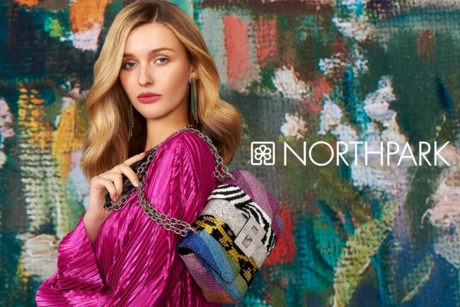 Commercial photographer in Los Angeles shooting a brand campaign, Los Angeles commercial photographer at a product photoshoot, Professional commercial photography in action in Los Angeles, Capturing dynamic brand images with a commercial photographer in LA, High-end commercial photography for advertising in Los Angeles, Creative commercial photographer in Los Angeles focusing on brand storytelling, Commercial photographer in LA setting up for a corporate shoot, Los Angeles's commercial photography scene with a professional photographer, Engaging commercial images taken in Los Angeles, Commercial photographer in Los Angeles specializing in business marketing visuals