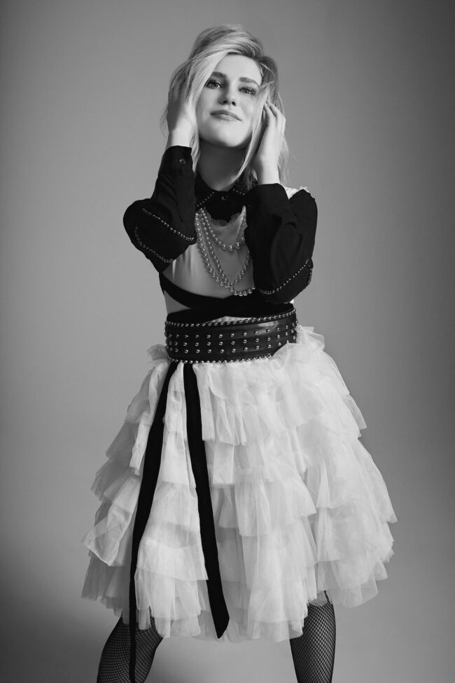 Ecommerce photographer in Los Angeles capturing high-quality product images, Detailed product photography by a Los Angeles ecommerce photographer, Professional ecommerce photographer setting up a shoot in LA, Creative ecommerce product shoot in a Los Angeles studio, Los Angeles ecommerce photographer focusing on fashion products, High-resolution images by an LA ecommerce photography specialist, Ecommerce photography in Los Angeles highlighting consumer goods, Stylish and appealing ecommerce photography in a Los Angeles studio, Expert ecommerce photographer shooting tech gadgets in LA, Vibrant ecommerce product photos taken in Los Angeles for online stores