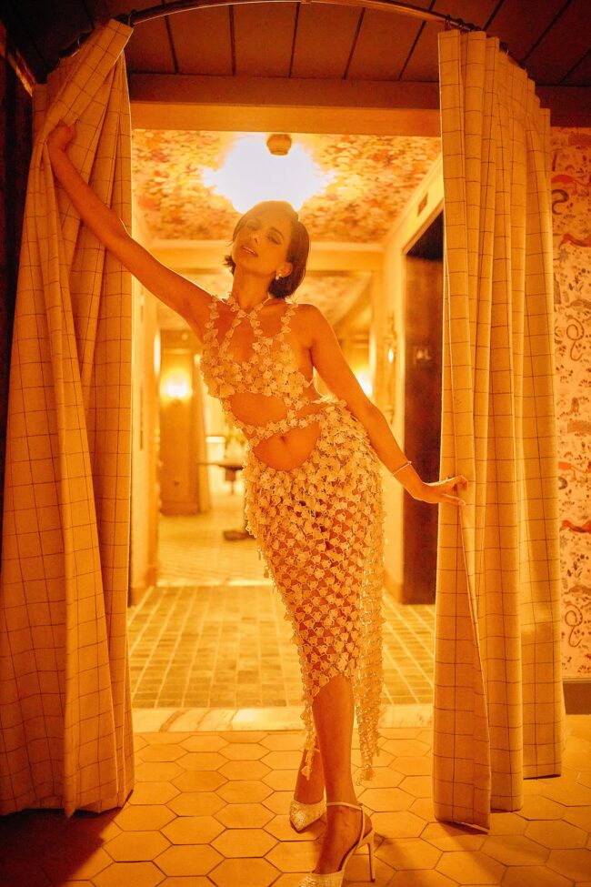 NYC fashion photographer conducting a professional photoshoot, High-end fashion photography by a New York City photographer, Specialized fashion photographer working in NYC, Professional fashion photography session in NYC, Expert fashion photographer capturing stylish apparel in New York, Tailored fashion photography solutions offered in NYC, Fashion photoshoot by a skilled photographer in New York City, Comprehensive fashion photographer services in NYC, Capturing contemporary fashion trends by a photographer in New York, Fashion industry-focused photography services in New York City