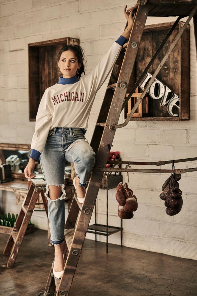 NYC fashion photographer conducting a professional photoshoot, High-end fashion photography by a New York City photographer, Specialized fashion photographer working in NYC, Professional fashion photography session in NYC, Expert fashion photographer capturing stylish apparel in New York, Tailored fashion photography solutions offered in NYC, Fashion photoshoot by a skilled photographer in New York City, Comprehensive fashion photographer services in NYC, Capturing contemporary fashion trends by a photographer in New York, Fashion industry-focused photography services in New York City