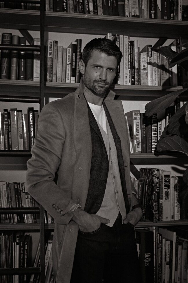 Local fashion photographers near me working on a stylish photoshoot, Creative fashion shoot by a photographer found under 'fashion photographers near me', Local talent showcased in a 'fashion photographers near me' search, Chic fashion photography in an urban setting by photographers near me, High-end fashion shoot with a local photographer specializing in style, 'Fashion photographers near me' capturing contemporary trends, Energetic fashion photoshoot with a top local photographer, Artistic and edgy fashion shoot by a photographer nearby, Innovative style shoot by a highly-rated 'fashion photographers near me', Boutique fashion photography session with a local expert