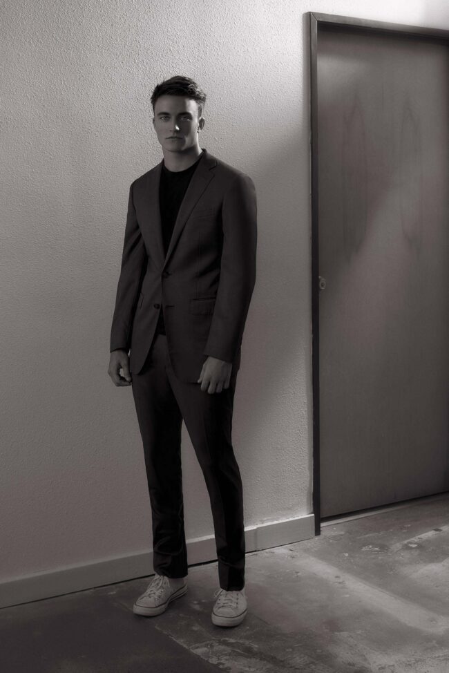 Local fashion photographers near me working on a stylish photoshoot, Creative fashion shoot by a photographer found under 'fashion photographers near me', Local talent showcased in a 'fashion photographers near me' search, Chic fashion photography in an urban setting by photographers near me, High-end fashion shoot with a local photographer specializing in style, 'Fashion photographers near me' capturing contemporary trends, Energetic fashion photoshoot with a top local photographer, Artistic and edgy fashion shoot by a photographer nearby, Innovative style shoot by a highly-rated 'fashion photographers near me', Boutique fashion photography session with a local expert