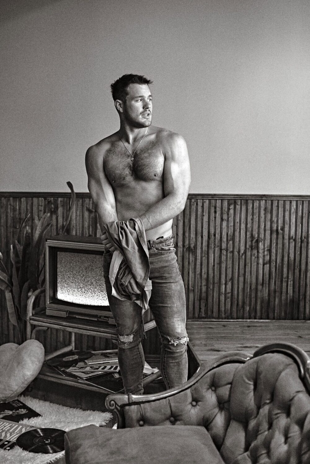 Model posing for a diverse modeling portfolio shoot, Professional photographer crafting a high-quality modeling portfolio, Aspiring model showcasing range in a dynamic modeling portfolio, Creative session for a fashion modeling portfolio, Versatile looks captured in a professional modeling portfolio, Developing a striking modeling portfolio for a new face in the industry, Tailored modeling portfolio shoot emphasizing individual style, Expressive and impactful images in a modeling portfolio, Building a comprehensive modeling portfolio for a rising talent, Artistic and bold photography for a standout modeling portfolio