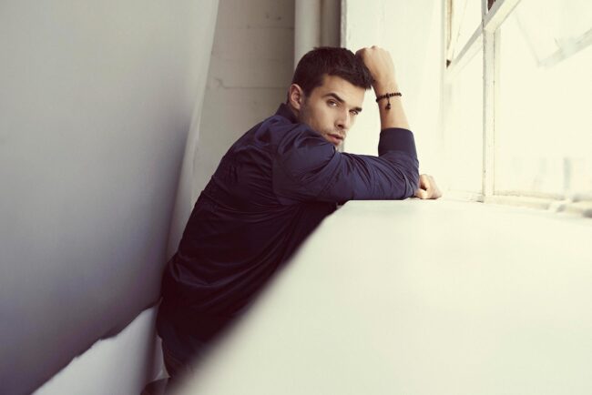 Model posing for a diverse modeling portfolio shoot, Professional photographer crafting a high-quality modeling portfolio, Aspiring model showcasing range in a dynamic modeling portfolio, Creative session for a fashion modeling portfolio, Versatile looks captured in a professional modeling portfolio, Developing a striking modeling portfolio for a new face in the industry, Tailored modeling portfolio shoot emphasizing individual style, Expressive and impactful images in a modeling portfolio, Building a comprehensive modeling portfolio for a rising talent, Artistic and bold photography for a standout modeling portfolio