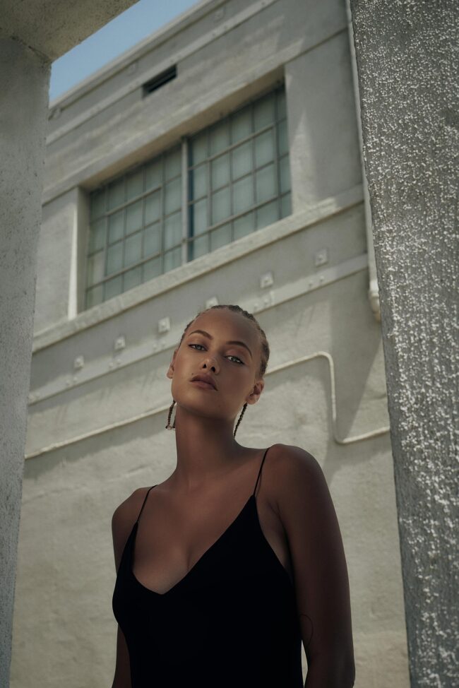 Model posing for a diverse modeling portfolio shoot, Professional photographer crafting a high-quality modeling portfolio, Aspiring model showcasing range in a dynamic modeling portfolio, Creative session for a fashion modeling portfolio, Versatile looks captured in a professional modeling portfolio, Developing a striking modeling portfolio for a new face in the industry, Tailored modeling portfolio shoot emphasizing individual style, Expressive and impactful images in a modeling portfolio, Building a comprehensive modeling portfolio for a rising talent, Artistic and bold photography for a standout modeling portfolio