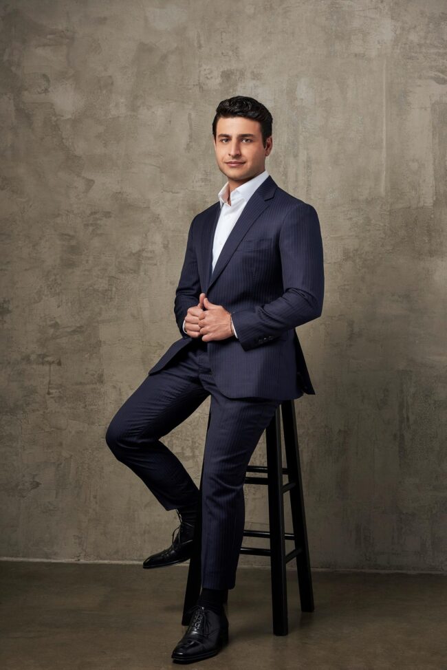 Model posing for a diverse modeling portfolio shoot, Professional photographer crafting a high-quality modeling portfolio, Aspiring model showcasing range in a dynamic modeling portfolio, Creative session for a fashion modeling portfolio, Versatile looks captured in a professional modeling portfolio, Developing a striking modeling portfolio for a new face in the industry, Tailored modeling portfolio shoot emphasizing individual style, Expressive and impactful images in a modeling portfolio, Building a comprehensive modeling portfolio for a rising talent, Artistic and bold photography for a standout modeling portfolio