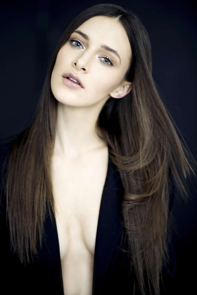 Model posing for a diverse modeling portfolio shoot, Professional photographer crafting a high-quality modeling portfolio, Aspiring model showcasing range in a dynamic modeling portfolio, Creative session for a fashion modeling portfolio, Versatile looks captured in a professional modeling portfolio, Developing a striking modeling portfolio for a new face in the industry, Tailored modeling portfolio shoot emphasizing individual style, Expressive and impactful images in a modeling portfolio, Building a comprehensive modeling portfolio for a rising talent, Artistic and bold photography for a standout modeling portfolio