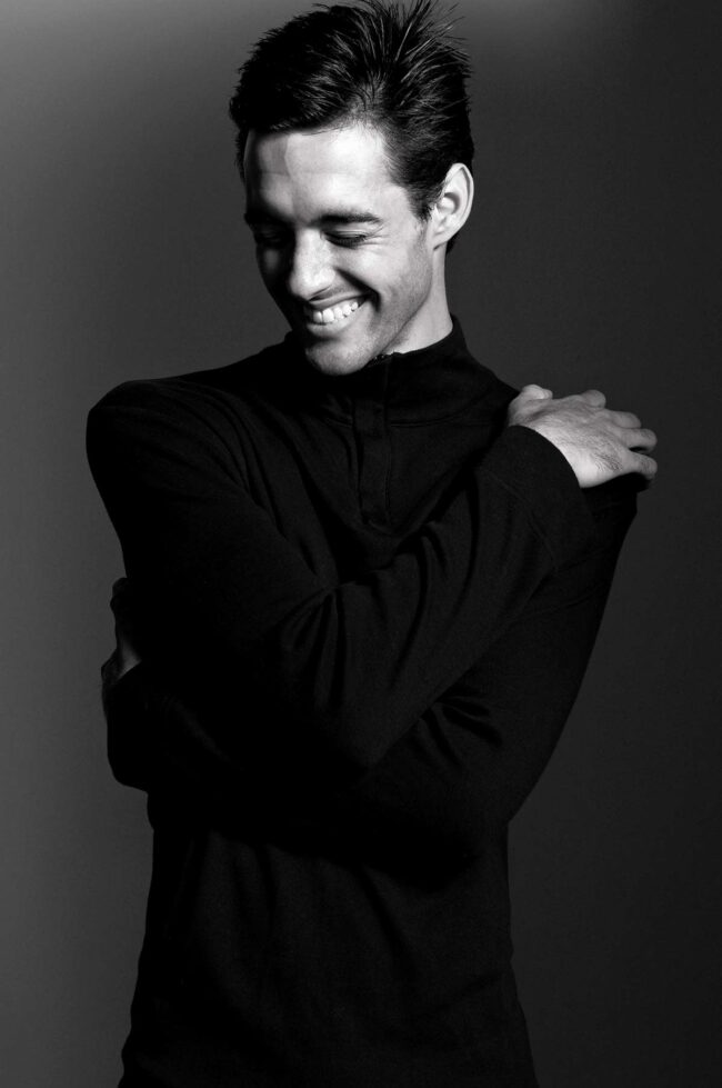 Professional pharmaceutical photography in a Los Angeles lab, Close-up of medication captured through pharmaceutical photography in Los Angeles, High-tech pharmaceutical photography showcasing medical advancements in LA, Detailed product shot by a Los Angeles pharmaceutical photographer, Pharmaceutical photography in Los Angeles depicting modern healthcare solutions, Precision-driven pharmaceutical photography in a Los Angeles facility, Los Angeles photographer capturing the essence of pharmaceutical research, Innovative pharmaceutical products photographed in a Los Angeles studio, Clean and crisp pharmaceutical photography in a Los Angeles lab setting, Pharmaceutical photography in Los Angeles focusing on industry breakthroughs